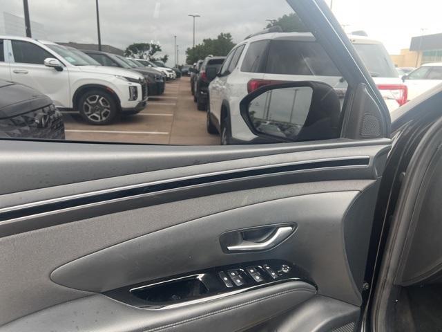 used 2024 Hyundai TUCSON Hybrid car, priced at $30,991