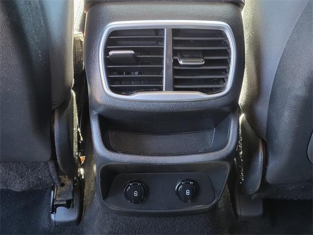 used 2020 Hyundai Santa Fe car, priced at $15,491