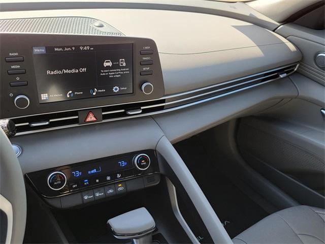 new 2025 Hyundai Elantra car, priced at $20,580