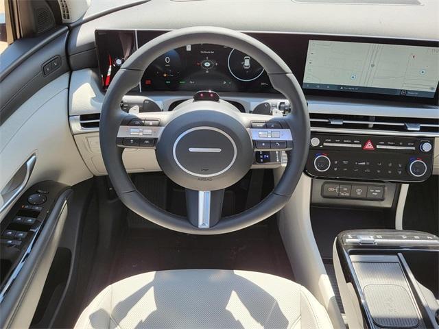 new 2025 Hyundai TUCSON Hybrid car, priced at $40,600