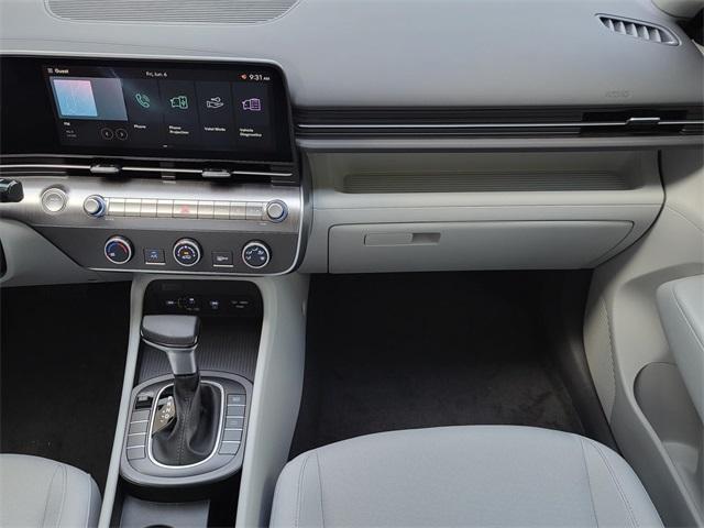 new 2025 Hyundai Kona car, priced at $23,385