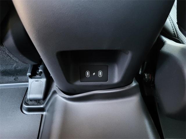 new 2025 Hyundai TUCSON Hybrid car, priced at $35,085