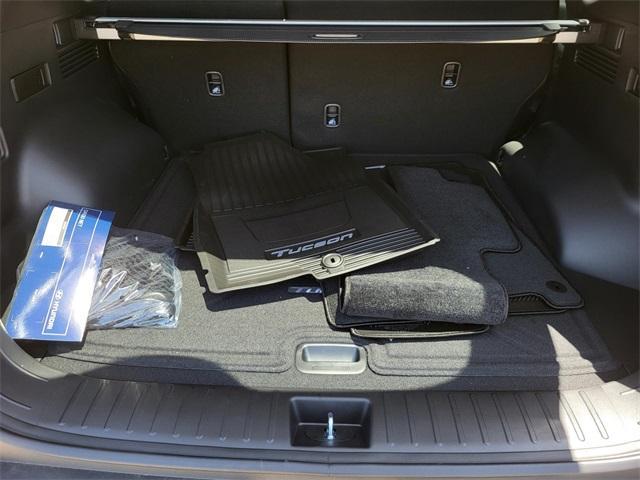 new 2025 Hyundai TUCSON Hybrid car, priced at $35,085