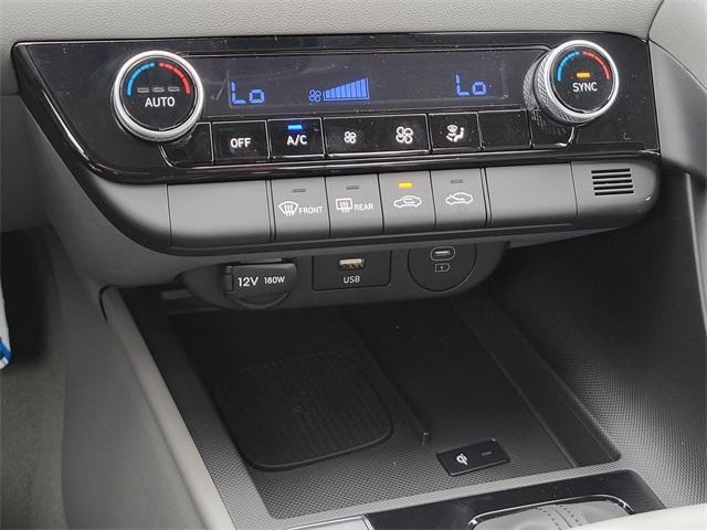 new 2025 Hyundai Elantra car, priced at $21,991