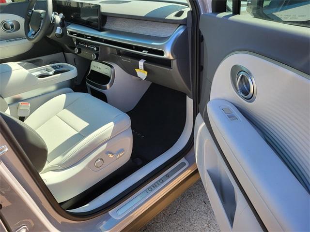 new 2026 Hyundai IONIQ 9 car, priced at $63,842