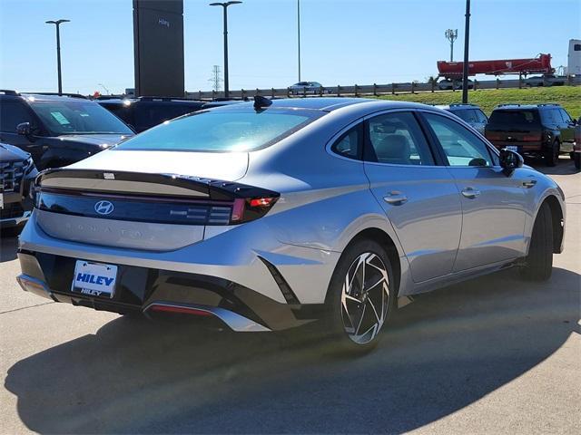 new 2024 Hyundai Sonata car, priced at $28,755