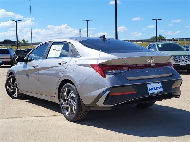 new 2024 Hyundai Elantra car, priced at $23,015