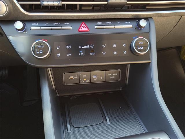 new 2025 Hyundai Sonata Hybrid car, priced at $35,780