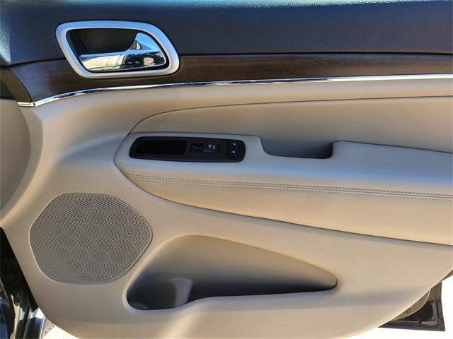 used 2018 Jeep Grand Cherokee car, priced at $14,991