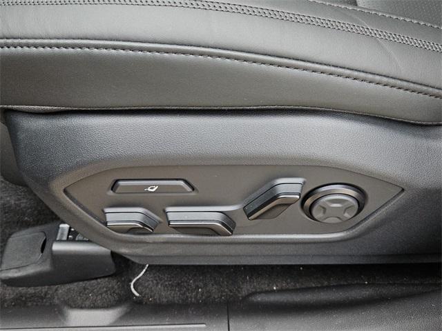 new 2025 Hyundai SANTA FE HEV car, priced at $44,125