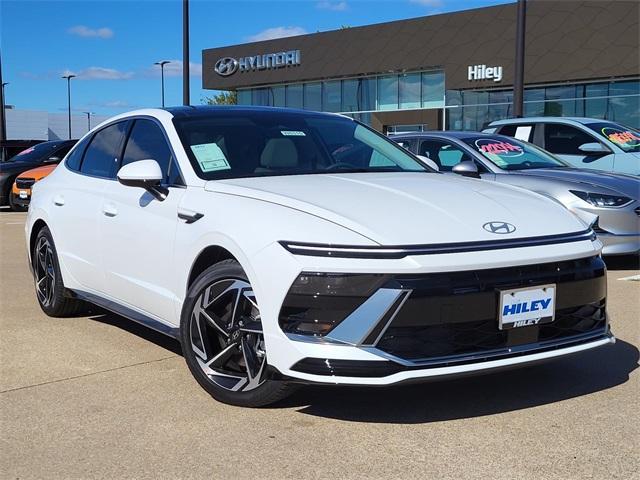 new 2025 Hyundai Sonata car, priced at $30,470