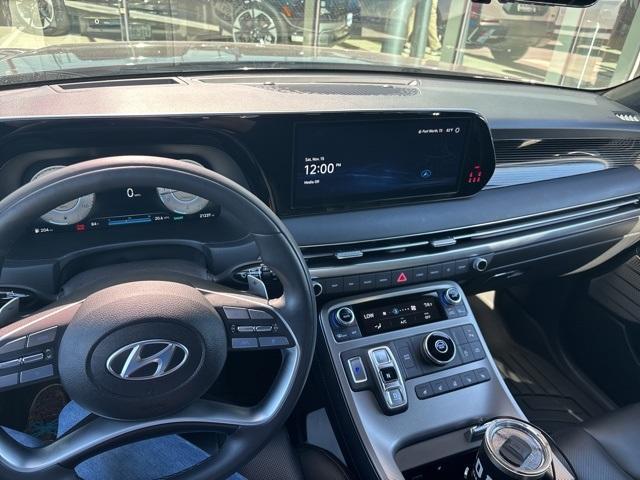 used 2024 Hyundai Palisade car, priced at $38,091