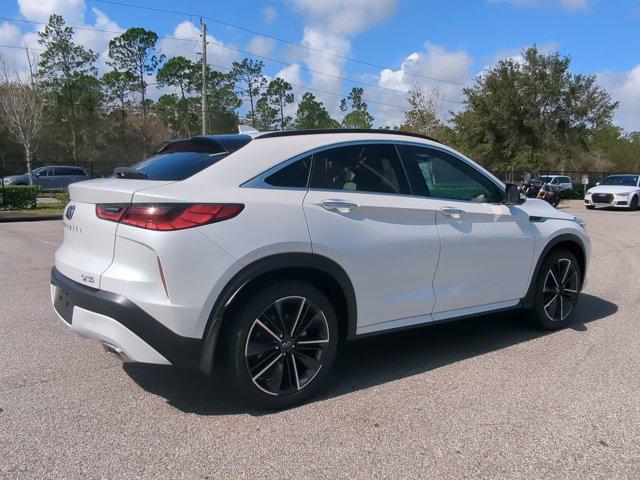 new 2025 INFINITI QX55 car, priced at $58,022