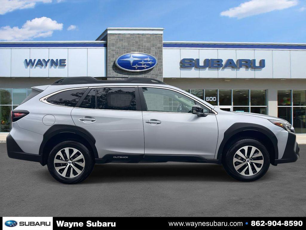 used 2025 Subaru Outback car, priced at $33,000