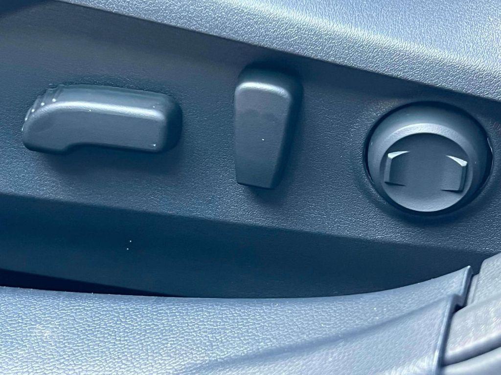 new 2025 Subaru Legacy car, priced at $33,412