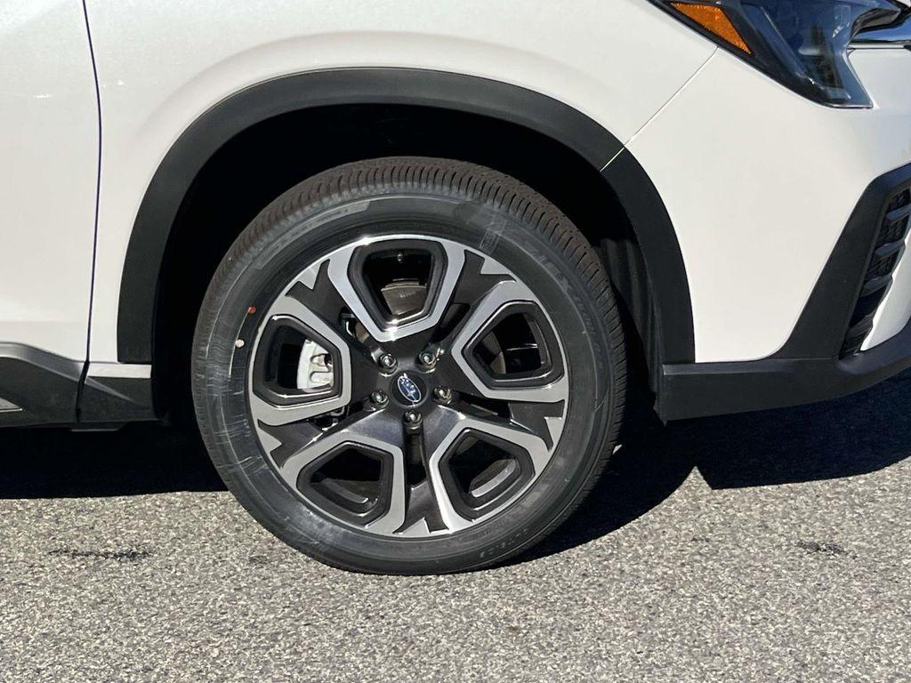 new 2025 Subaru Ascent car, priced at $53,045