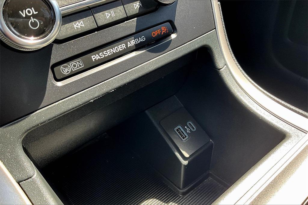 used 2024 Ford Edge car, priced at $23,519