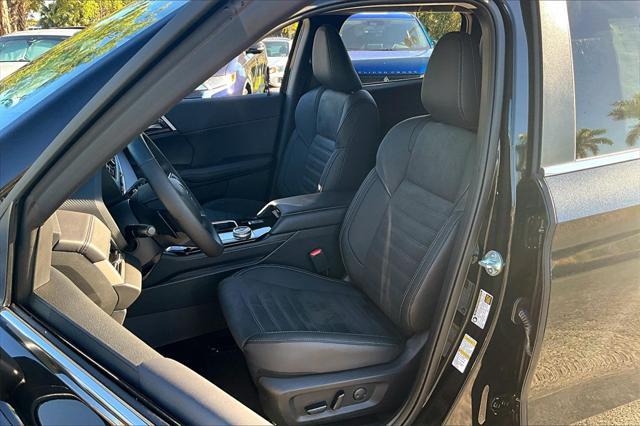 new 2025 Mitsubishi Outlander car, priced at $36,205