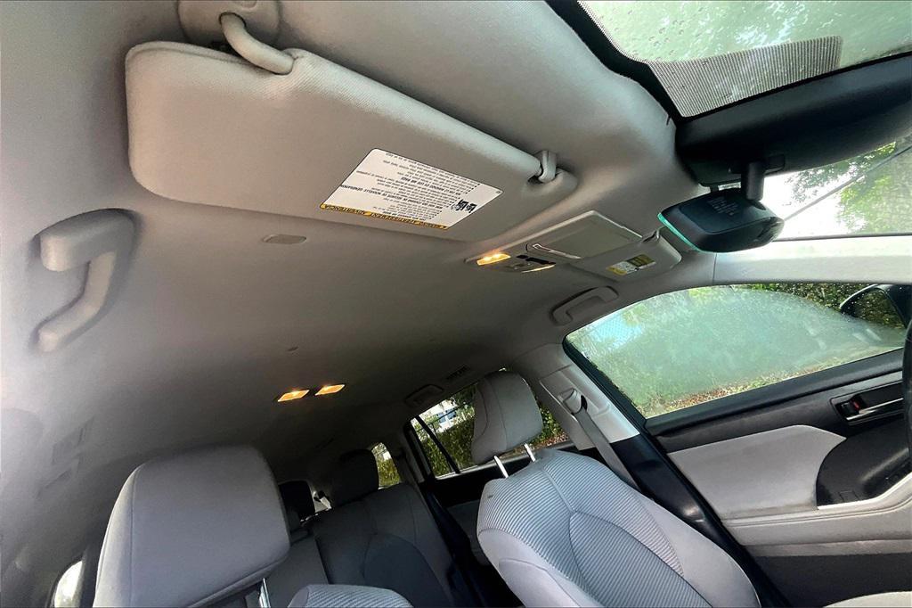 used 2023 Toyota Highlander car, priced at $28,991