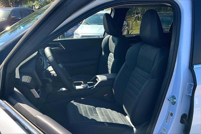 new 2025 Mitsubishi Outlander car, priced at $36,205