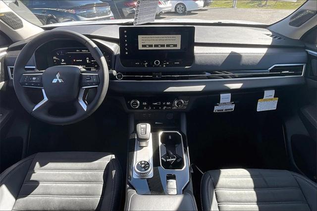 new 2025 Mitsubishi Outlander car, priced at $36,205