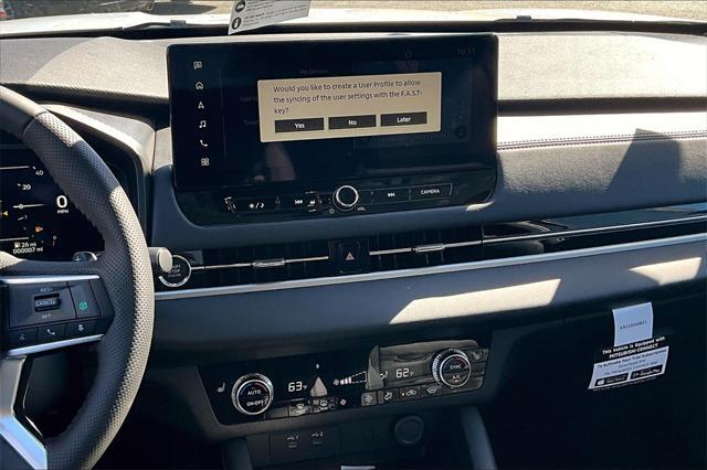 new 2025 Mitsubishi Outlander car, priced at $36,205