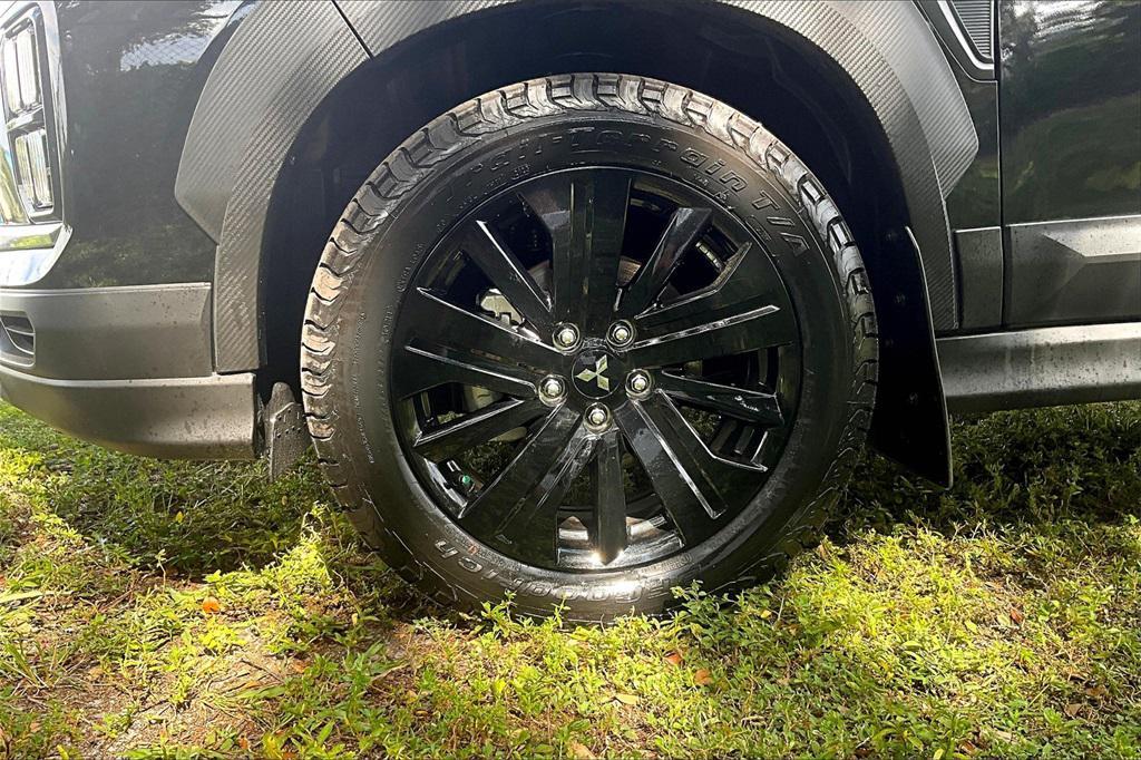 new 2025 Mitsubishi Outlander Sport car, priced at $25,115
