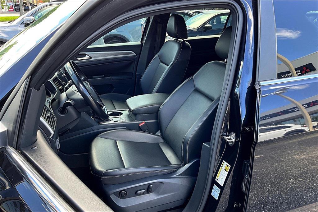 used 2020 Volkswagen Atlas Cross Sport car, priced at $18,261