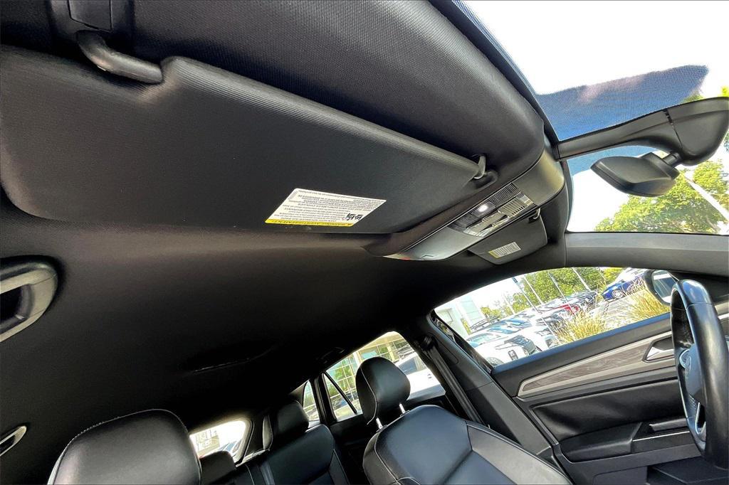 used 2020 Volkswagen Atlas Cross Sport car, priced at $18,261