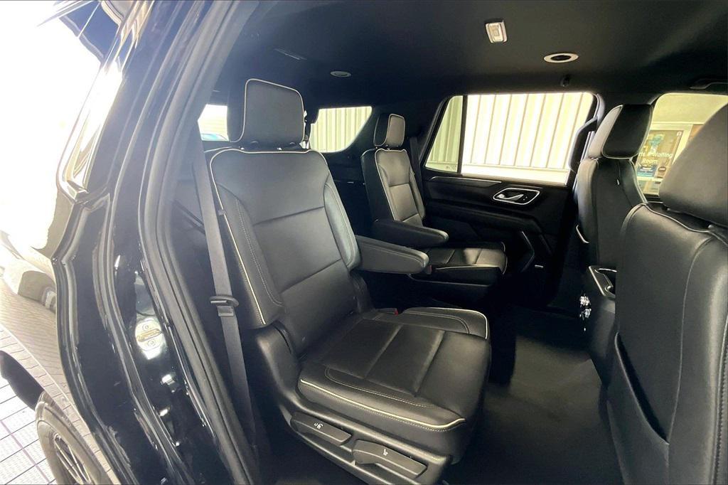 used 2023 GMC Yukon car, priced at $48,336