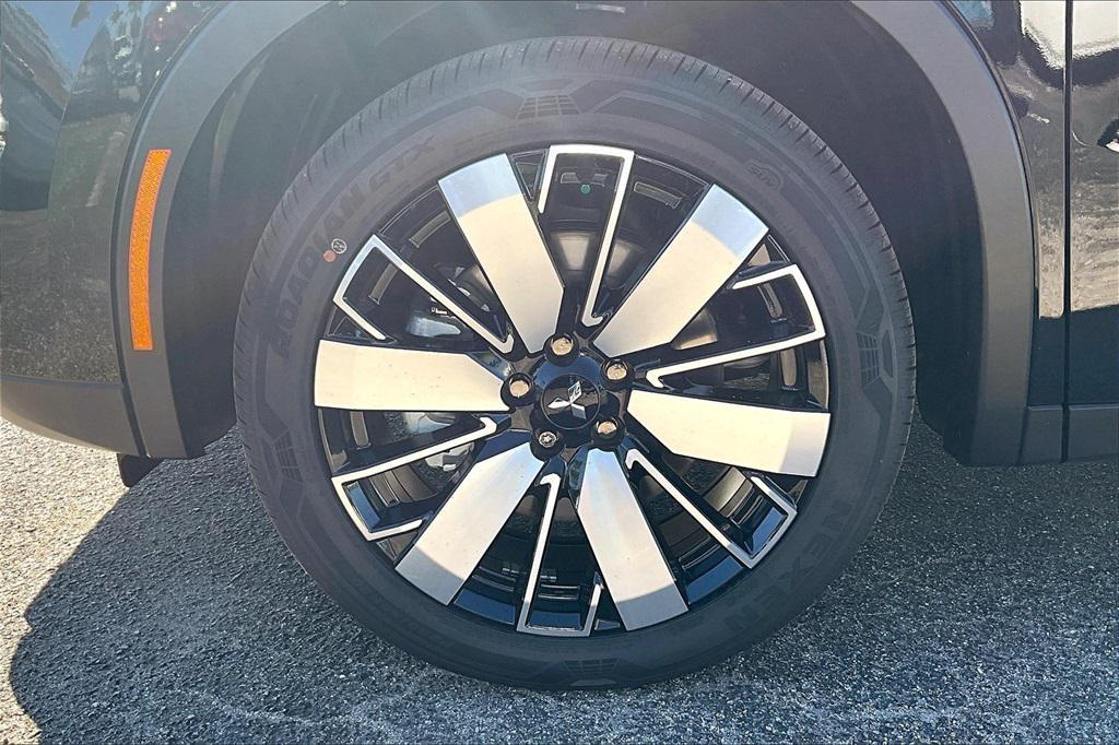 new 2025 Mitsubishi Outlander car, priced at $34,305