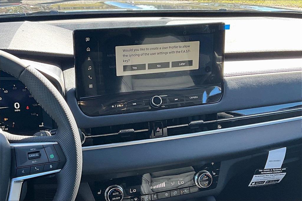 new 2025 Mitsubishi Outlander car, priced at $34,305