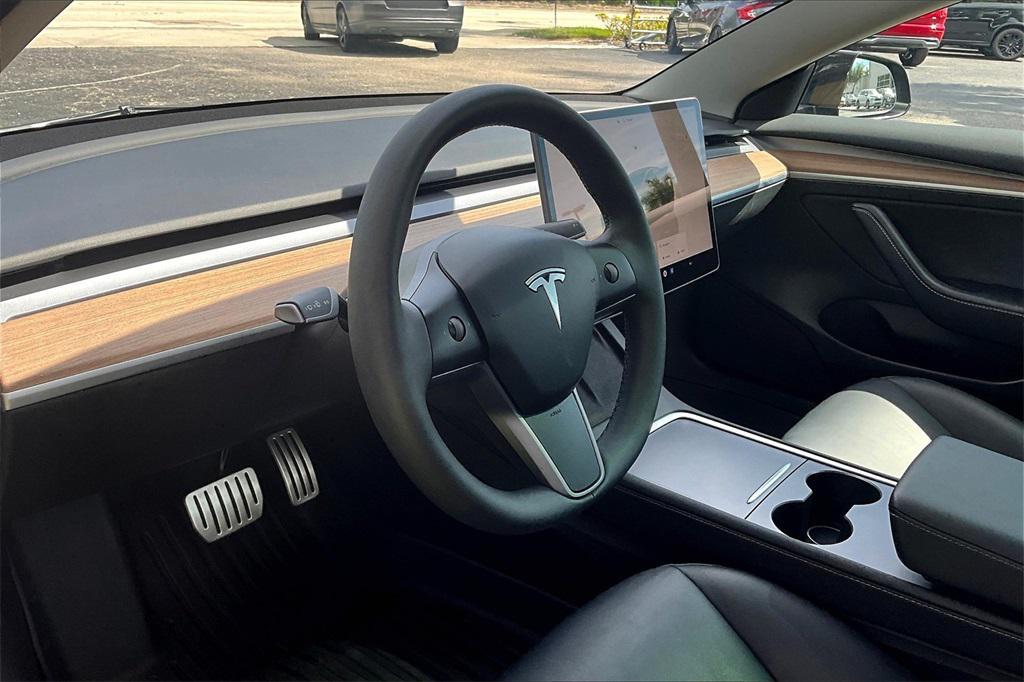 used 2023 Tesla Model 3 car, priced at $29,999