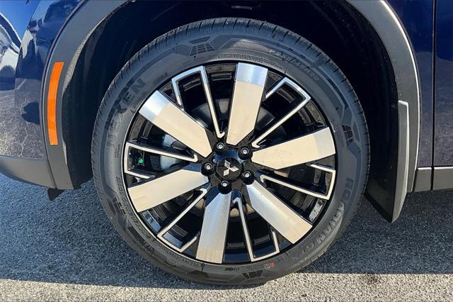 new 2025 Mitsubishi Outlander car, priced at $35,515