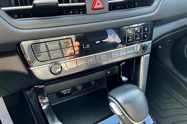 used 2024 Kia Seltos car, priced at $23,064