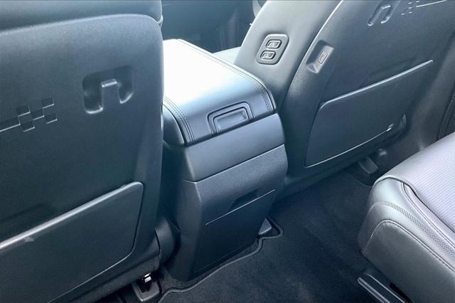 used 2025 Hyundai Santa Fe car, priced at $48,094