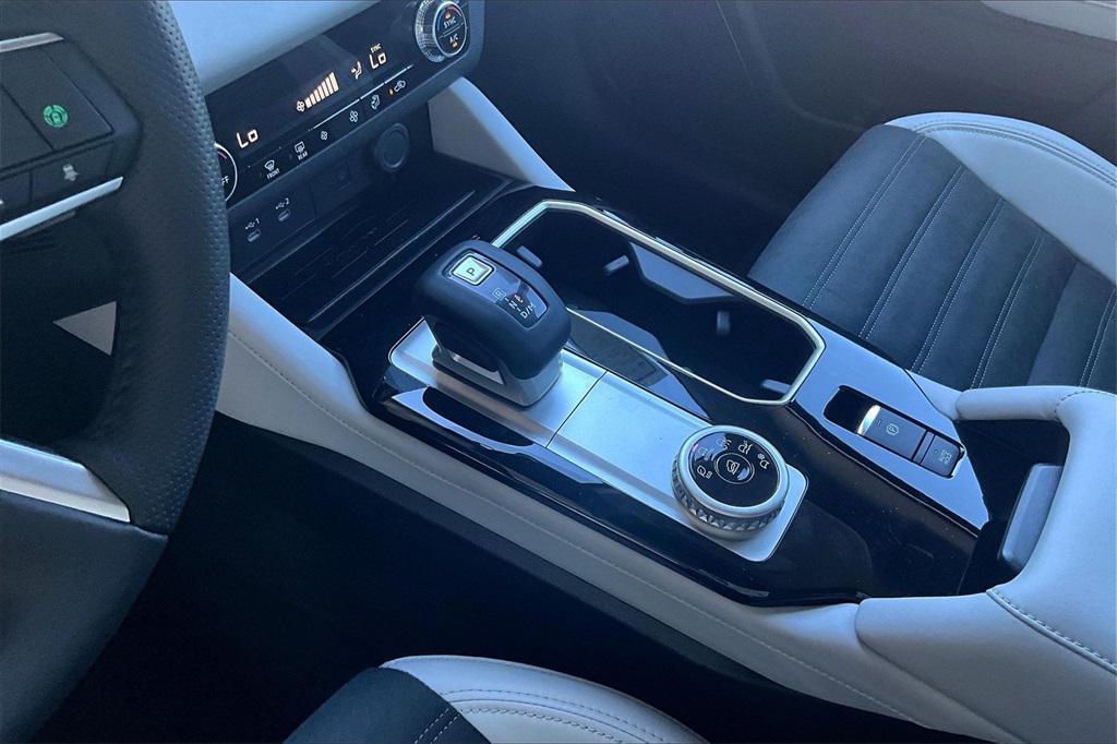 new 2025 Mitsubishi Outlander car, priced at $26,355