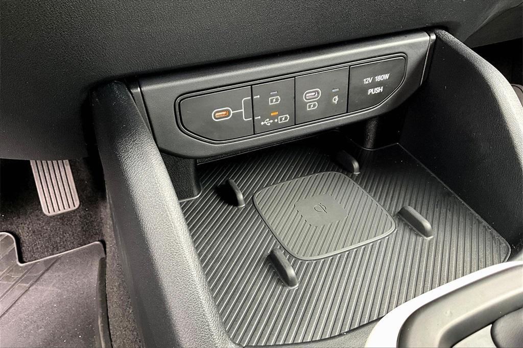 used 2025 Kia K4 car, priced at $25,900