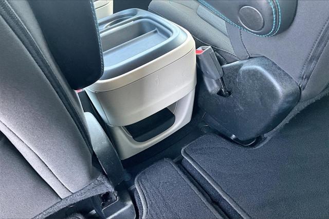 used 2021 Chrysler Pacifica car, priced at $19,136