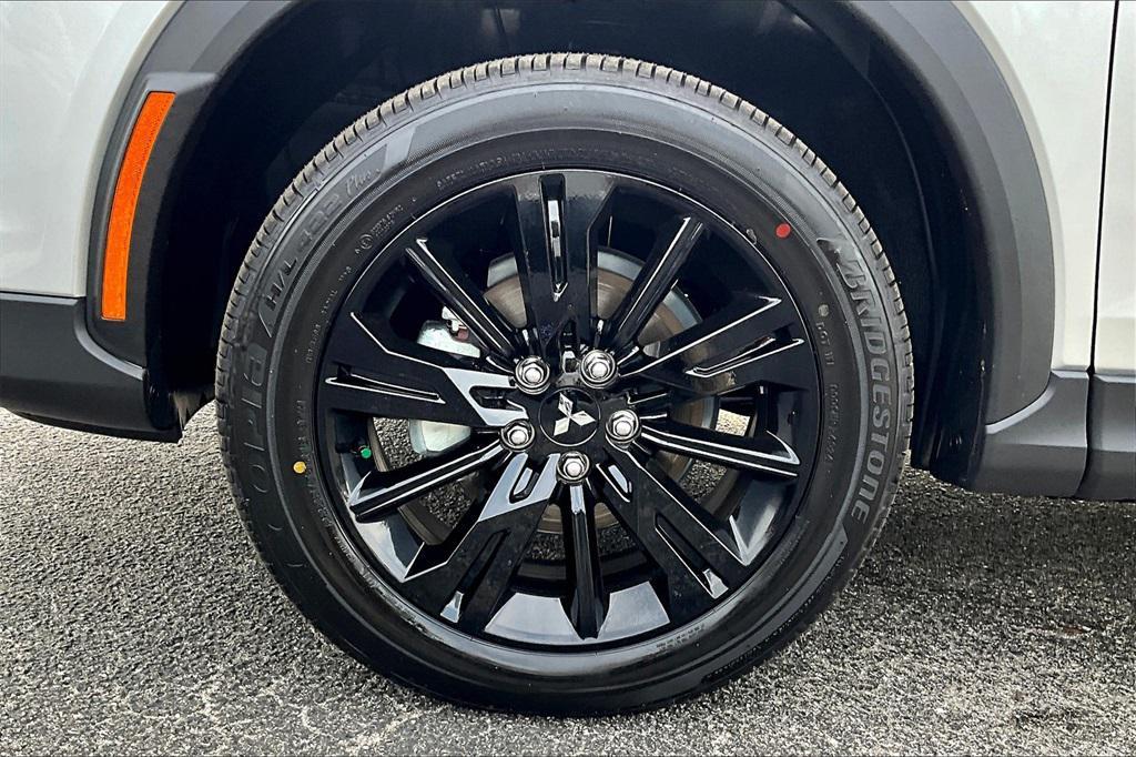 new 2025 Mitsubishi Eclipse Cross car, priced at $23,808