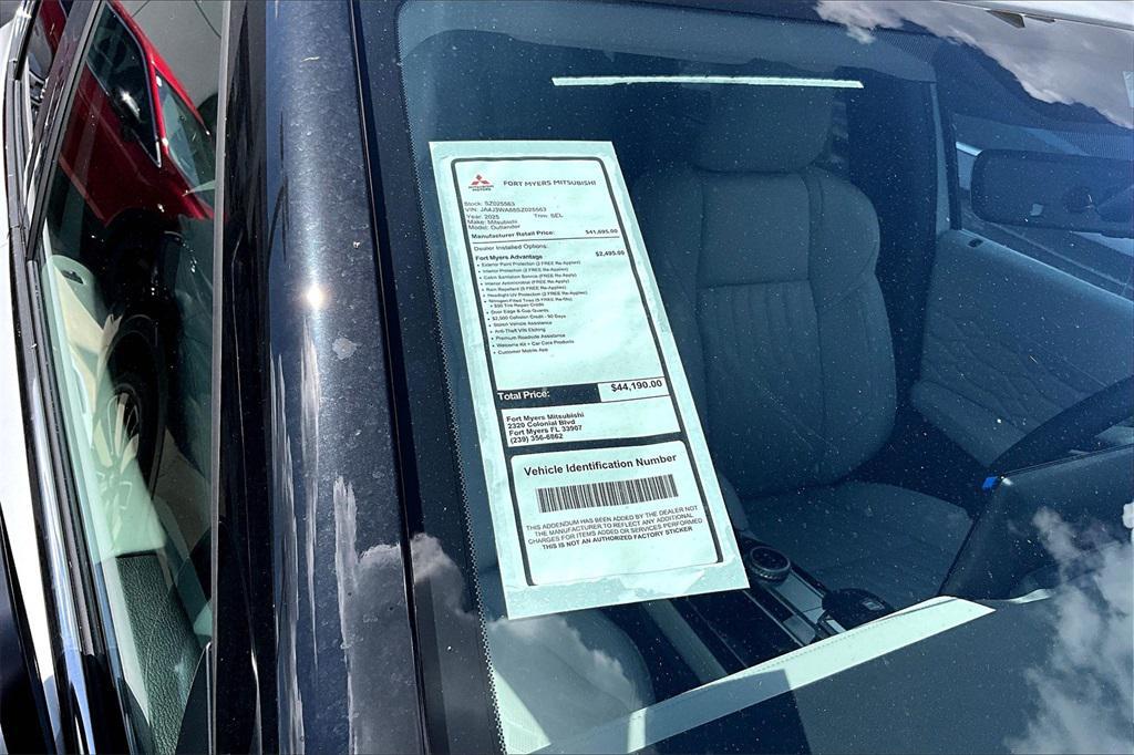 new 2025 Mitsubishi Outlander car, priced at $36,695