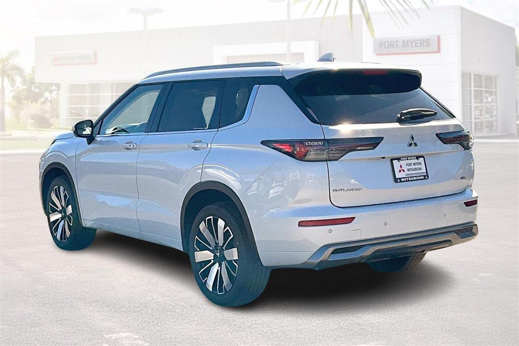 new 2025 Mitsubishi Outlander car, priced at $36,695