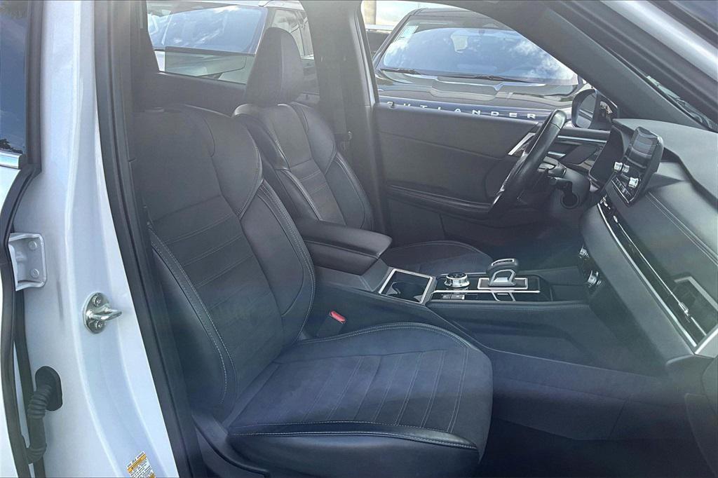 used 2022 Mitsubishi Outlander car, priced at $21,462