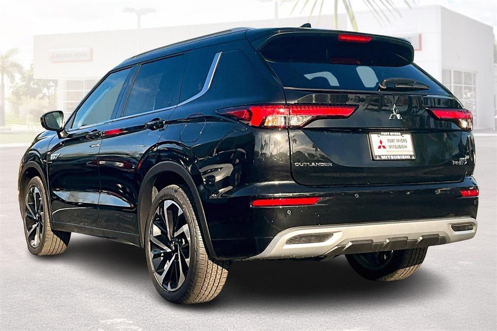 new 2025 Mitsubishi Outlander PHEV car, priced at $50,015