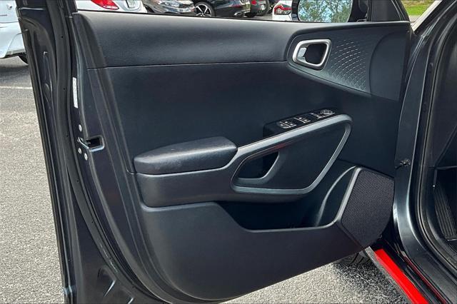used 2021 Kia Soul car, priced at $16,557