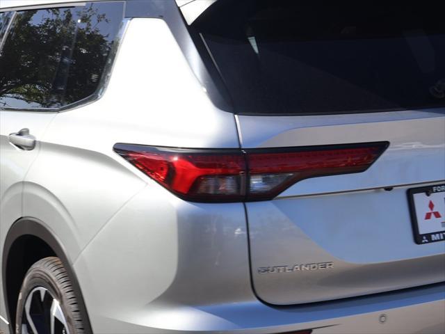 new 2024 Mitsubishi Outlander car, priced at $33,040