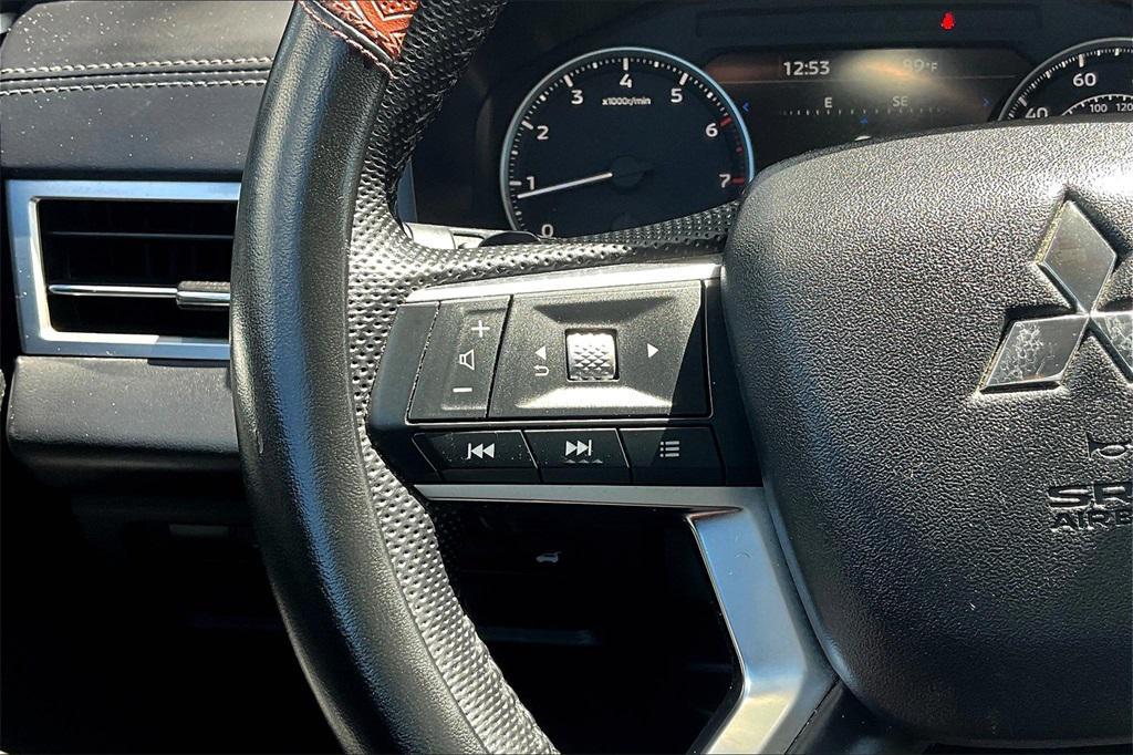 used 2023 Mitsubishi Outlander car, priced at $22,900