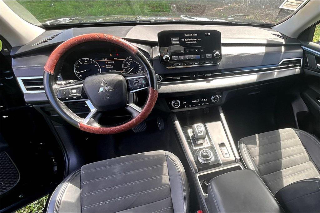 used 2023 Mitsubishi Outlander car, priced at $22,900