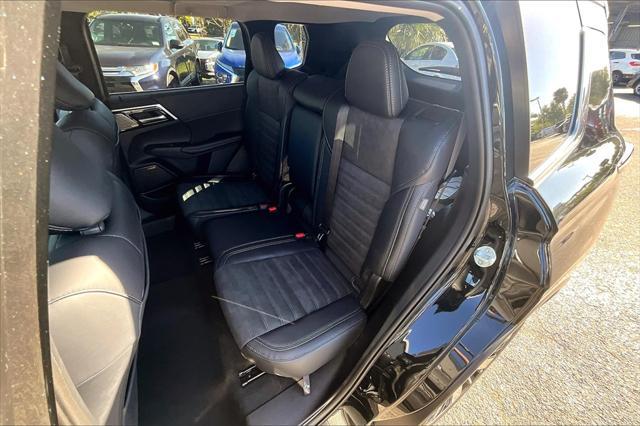 new 2025 Mitsubishi Outlander car, priced at $34,875