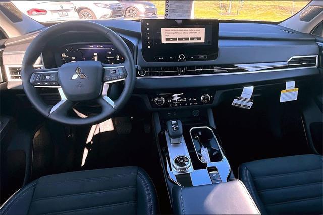 new 2025 Mitsubishi Outlander car, priced at $34,875